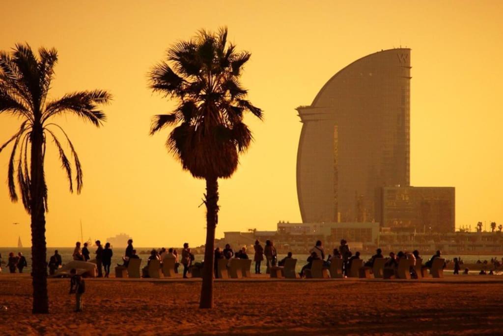 Lovely & Bright Vila Olimpica Beach Apartment Barcelona Buitenkant foto