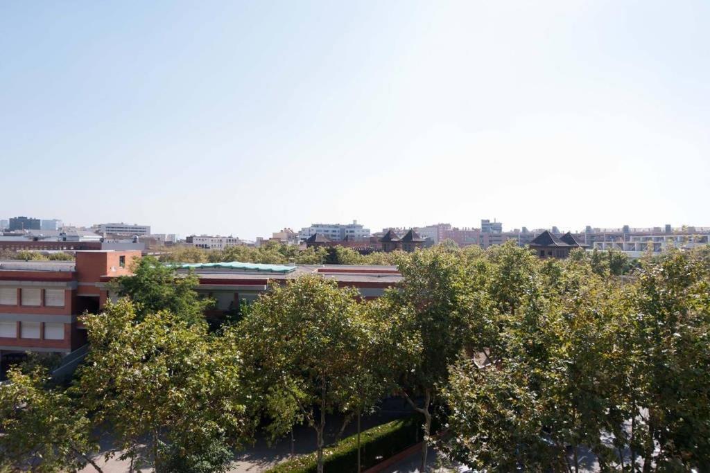 Lovely & Bright Vila Olimpica Beach Apartment Barcelona Buitenkant foto